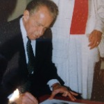 Richard Nixon signing Derek's drawing